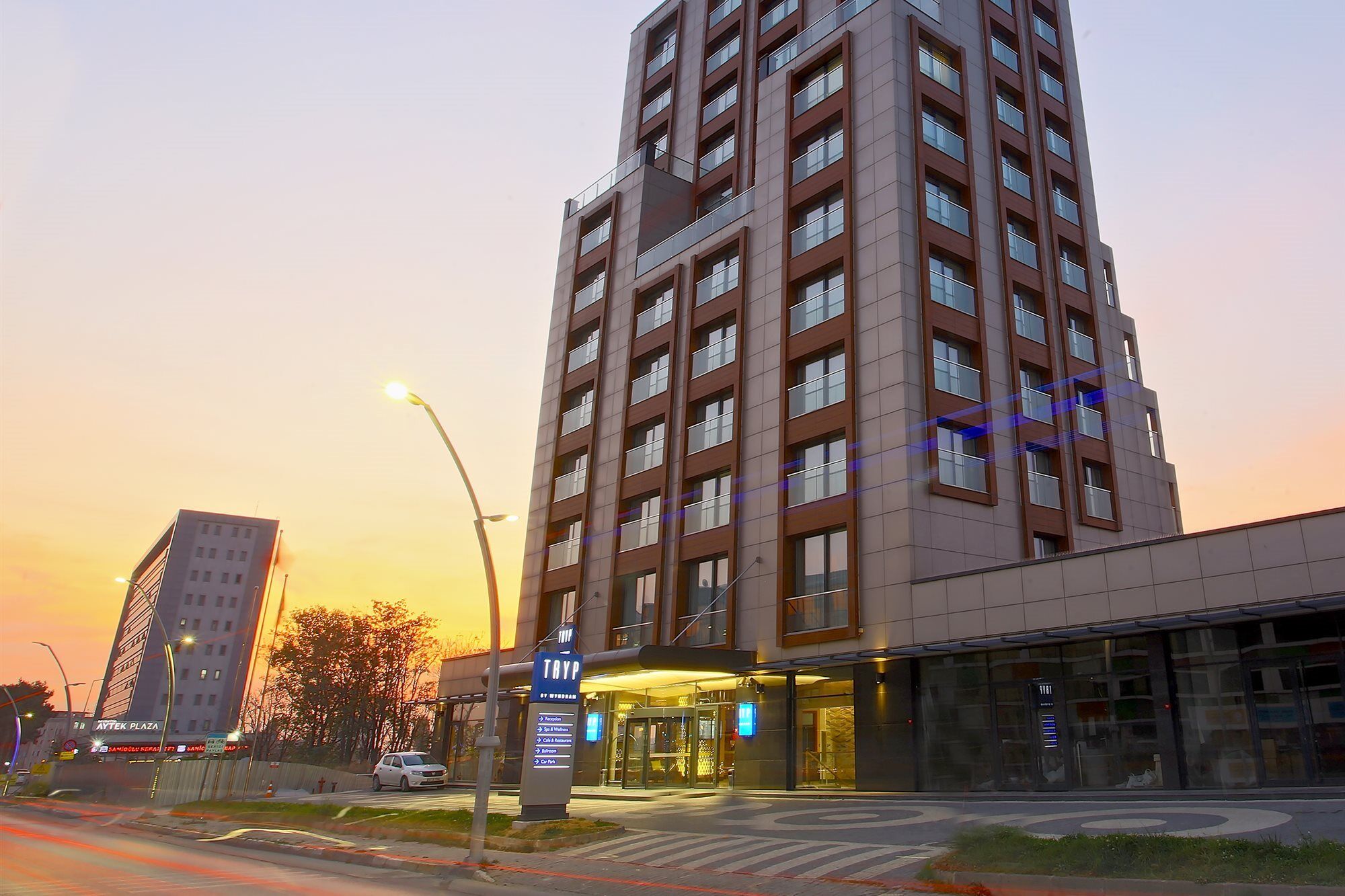 Tryp By Wyndham Istanbul Topkapi Eksteriør billede